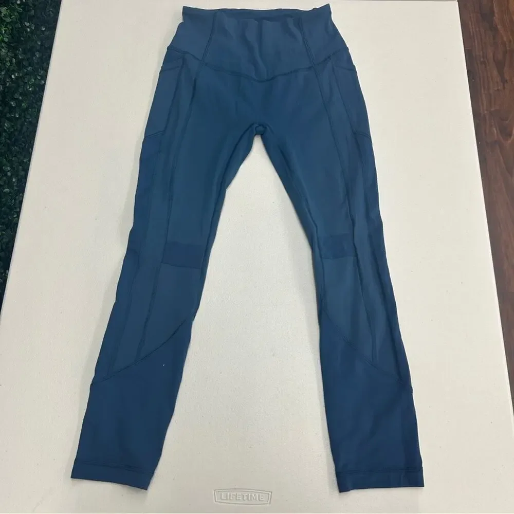 Lululemon Blue leggings with pockets size 4